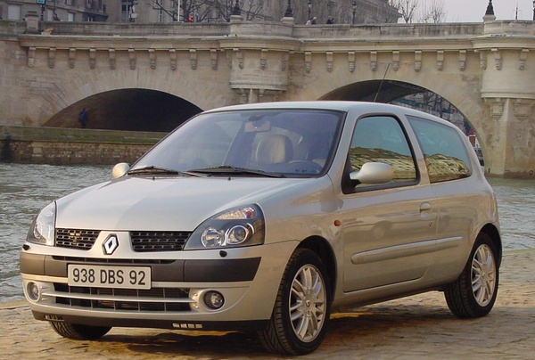 RENAULT CLIO 1.5 DCI 82HP