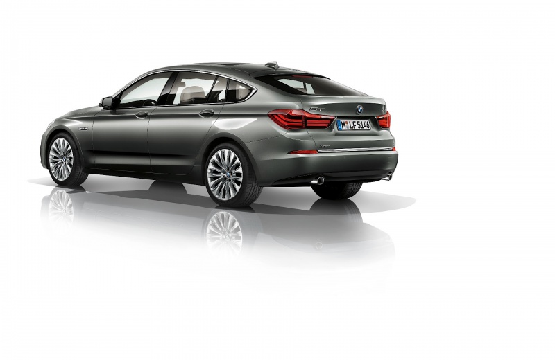 BMW 5 SERIE GT 535I 306HP