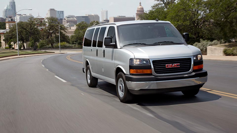 GMC SAVANA 4.8 V8 275HP