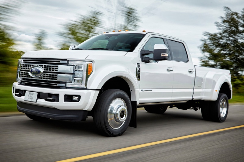 FORD F-450 6.7 V8 440HP