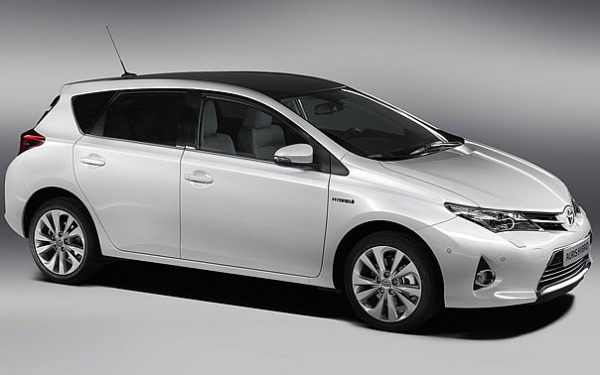 TOYOTA AURIS 1.4 D4-D 90HP