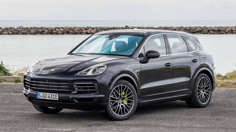 PORSCHE CAYENNE 4.0T 550HP