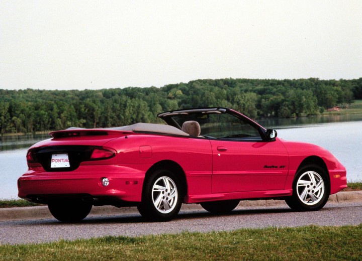 PONTIAC SUNFIRE 2.4I 150HP