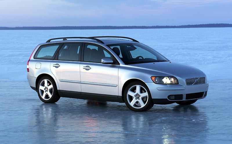 VOLVO V50 2.5 T5 230HP