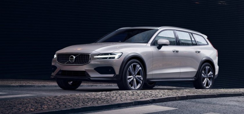 VOLVO V60 CROSS COUNTRY 2.0 D5 225HP