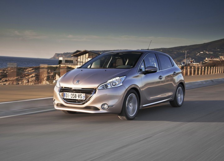 PEUGEOT 208 1.6 THP 155HP