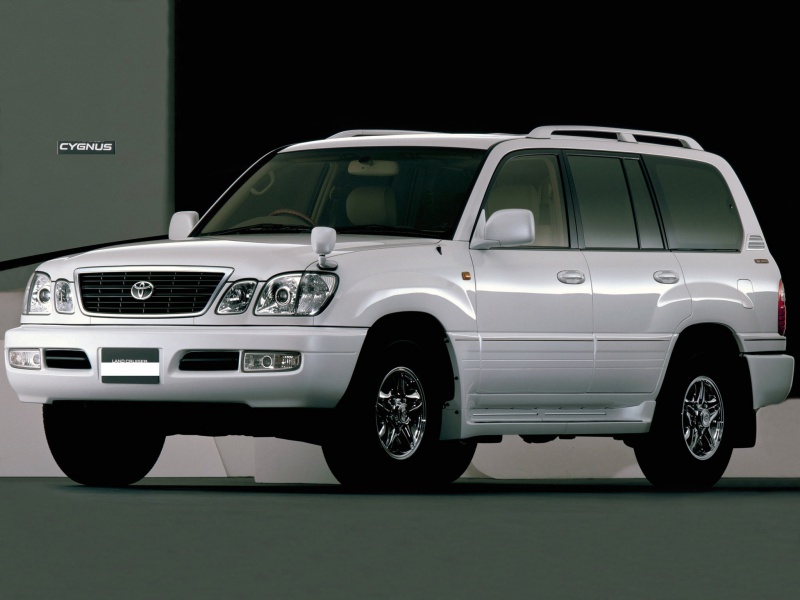 TOYOTA LAND CRUISER 4.7 V8 235HP