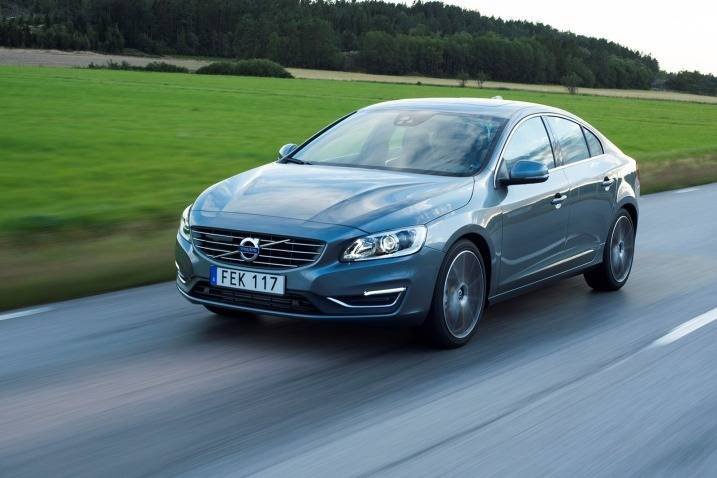 VOLVO S60 2.0 T5 245HP