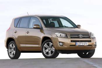 TOYOTA RAV4 2.2 D-CAT 177HP