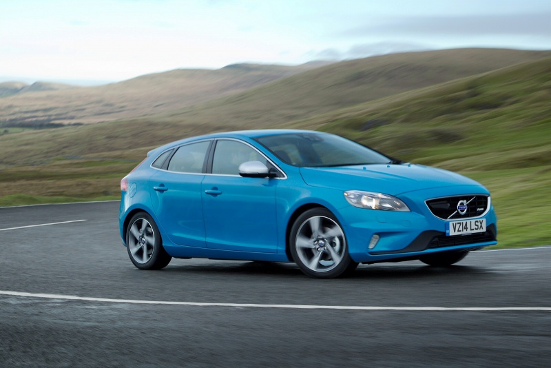 VOLVO V40 / V40 CROSS COUNTRY 2.0 D4 190HP