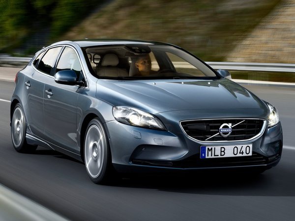 VOLVO V40 / V40 CROSS COUNTRY 2.0 D4 190HP