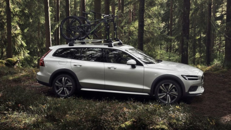 VOLVO V60 CROSS COUNTRY 2.0 T4 190HP