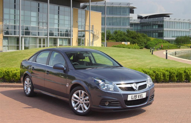 VAUXHALL VECTRA 2.8T V6 280HP