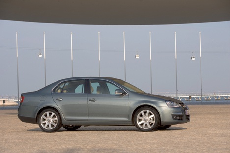 VOLKSWAGEN JETTA / LAMANDO 1.6 FSI 115HP