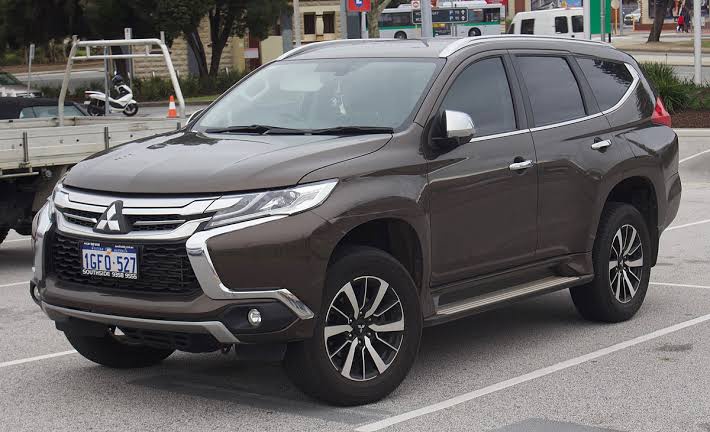 MITSUBISHI PAJERO 2.5 DI 136HP