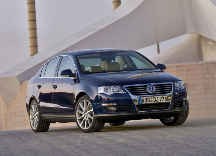 VOLKSWAGEN PASSAT 1.6 FSI 115HP