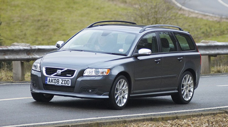 VOLVO V50 2.0D 136HP