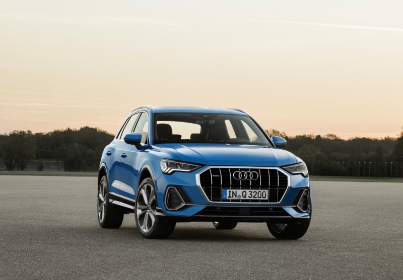 AUDI Q3 45 TFSI (2.0T) 230HP