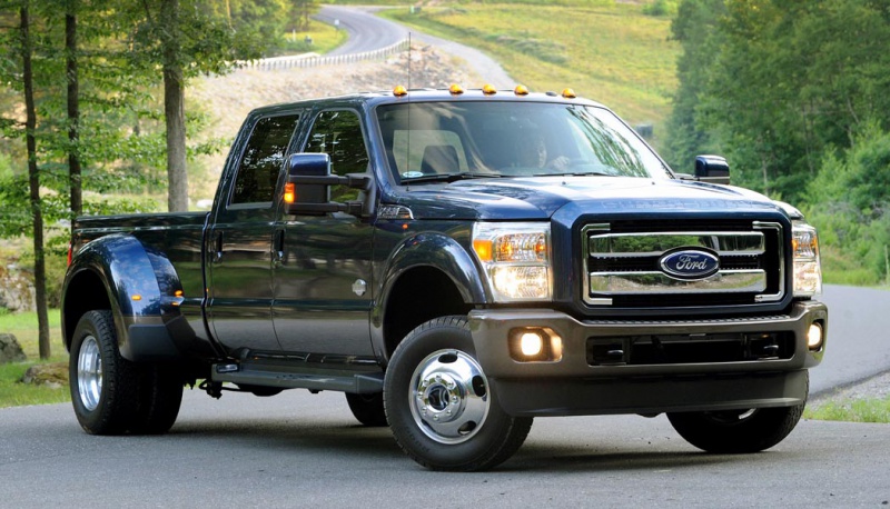 FORD F-350 2.8 150HP