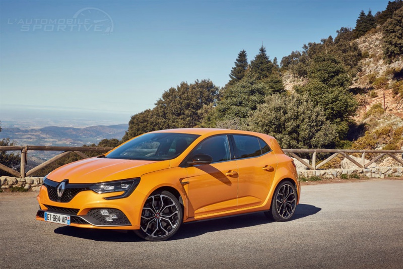 RENAULT MEGANE RS TROPHY 1.8T 300HP