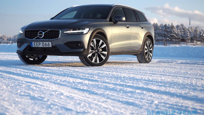 VOLVO V60 CROSS COUNTRY 2.0 D2 120HP