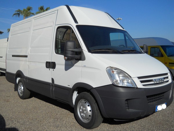 IVECO DAILY 2.3 M-JET II 126HP