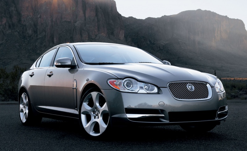 JAGUAR XF 5.0 V8 SUPERCHARGED 510HP