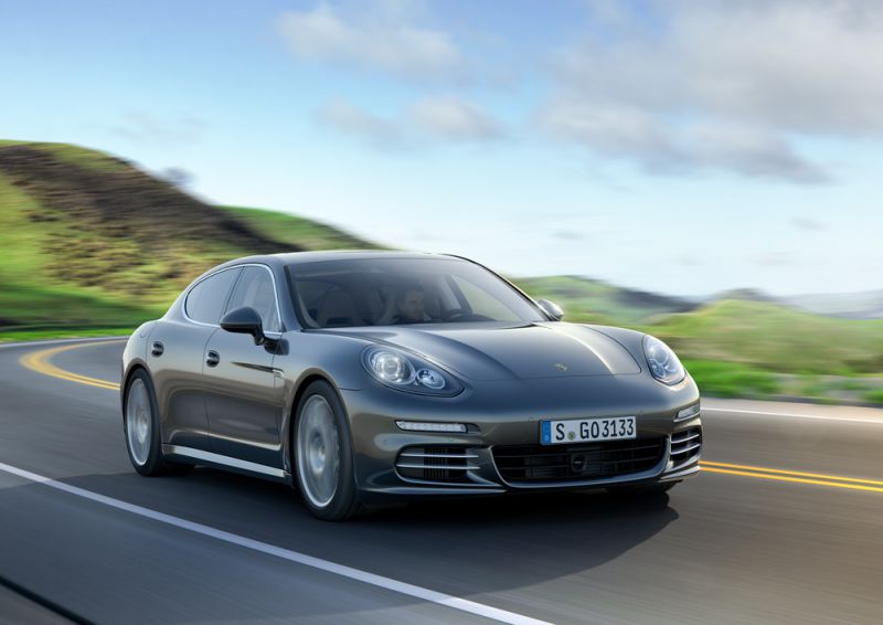 PORSCHE PANAMERA 4.8 DFI V8 GTS 440HP