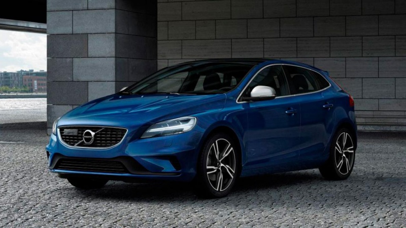 VOLVO V40 / V40 CROSS COUNTRY 2.0 T4 190HP