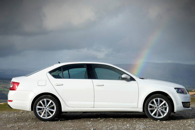 SKODA OCTAVIA 1.4 TSI G-TEC 110HP