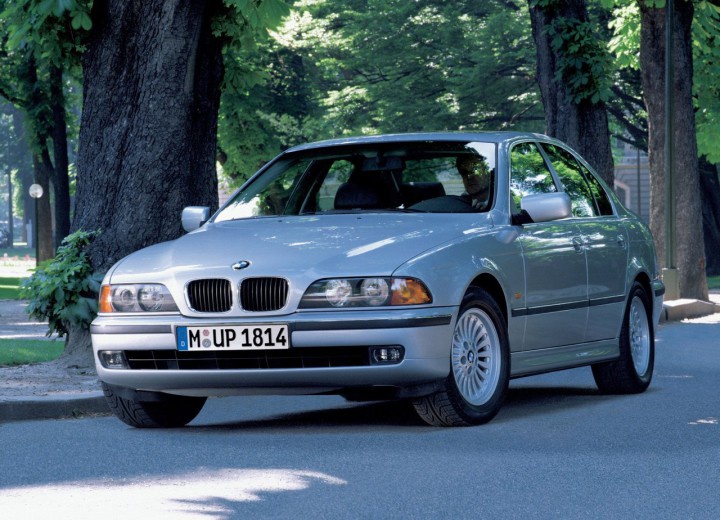 BMW 5 SERIE 525 TDS 143HP