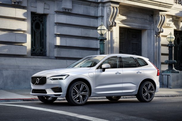 VOLVO XC60 2.0 D5 235HP