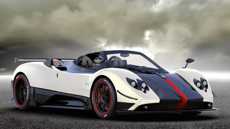 PAGANI ZONDA CINQUE 678HP